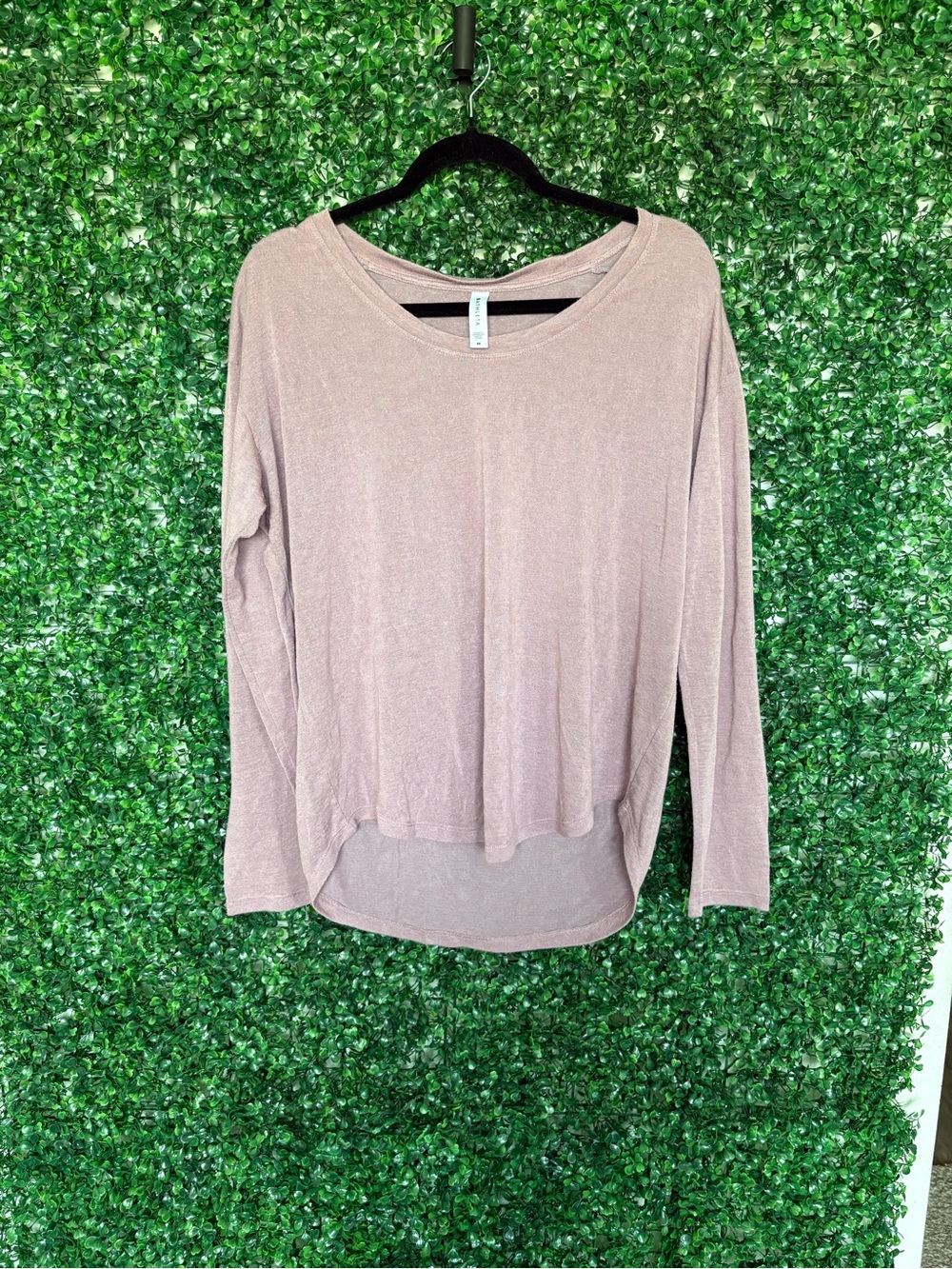 Athleta Light Mauve Long-Sleeve Scoop Neck Top